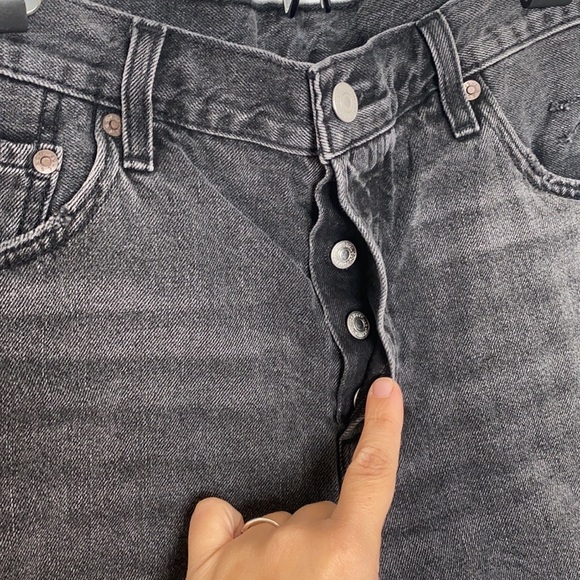 Levi's 501 Black button denim Short jeans W32 - Picture 6 of 15